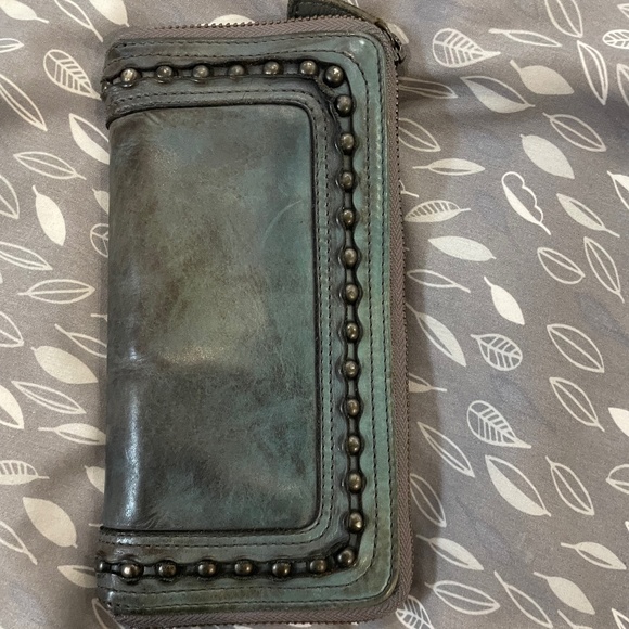 Studded leather grey/blue wallet - Picture 1 of 3
